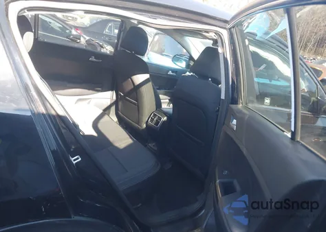 2019 Kia Sportage Lx z USA, uszkodzony, nr VIN KNDPMCAC1K7502877